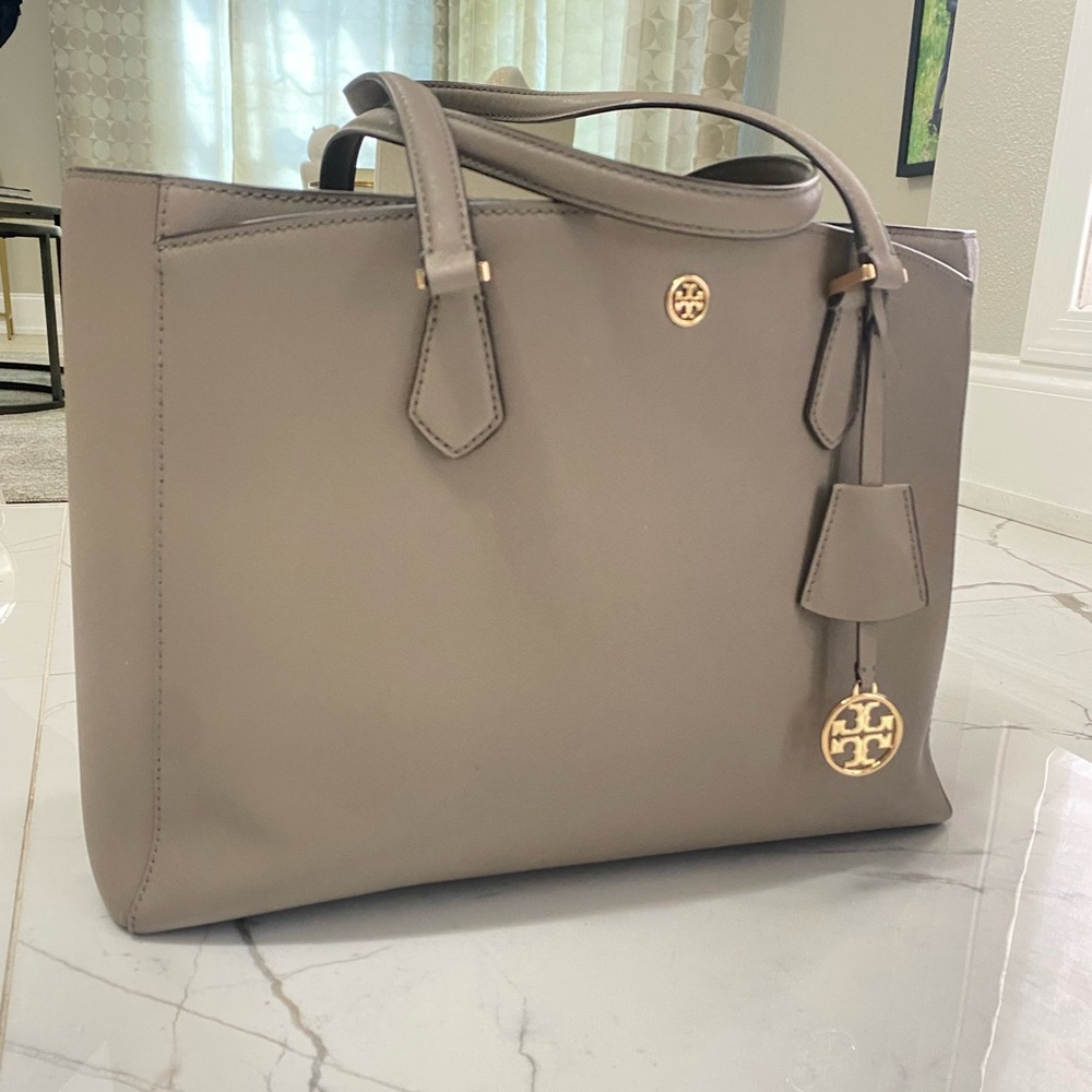 Tory Burch Robinson Tote